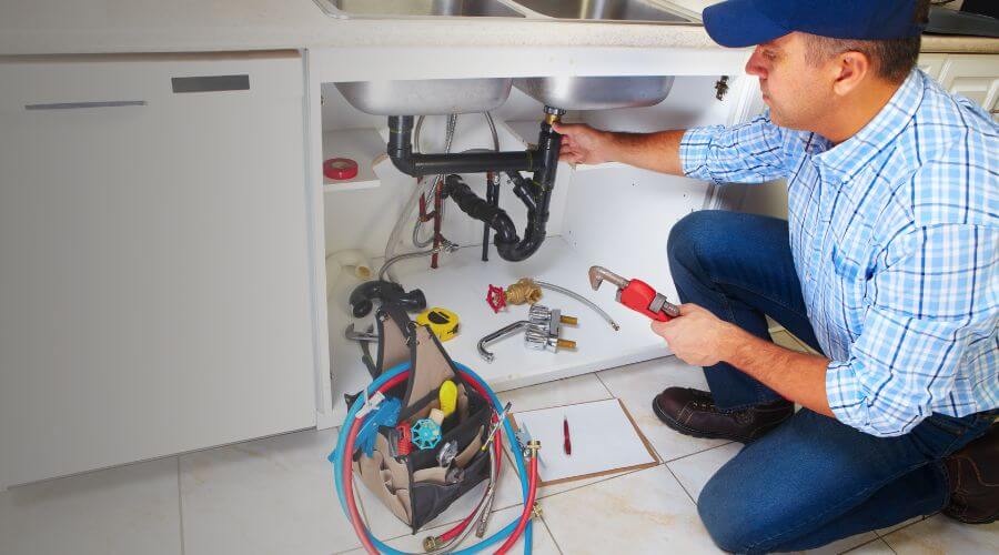 Professional water heater repair in Bulpitt, IL